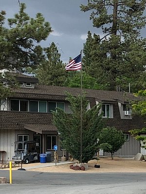 HOLLOWAY'S MARINA & RV PARK - Campground Reviews (Big Bear Region, CA)