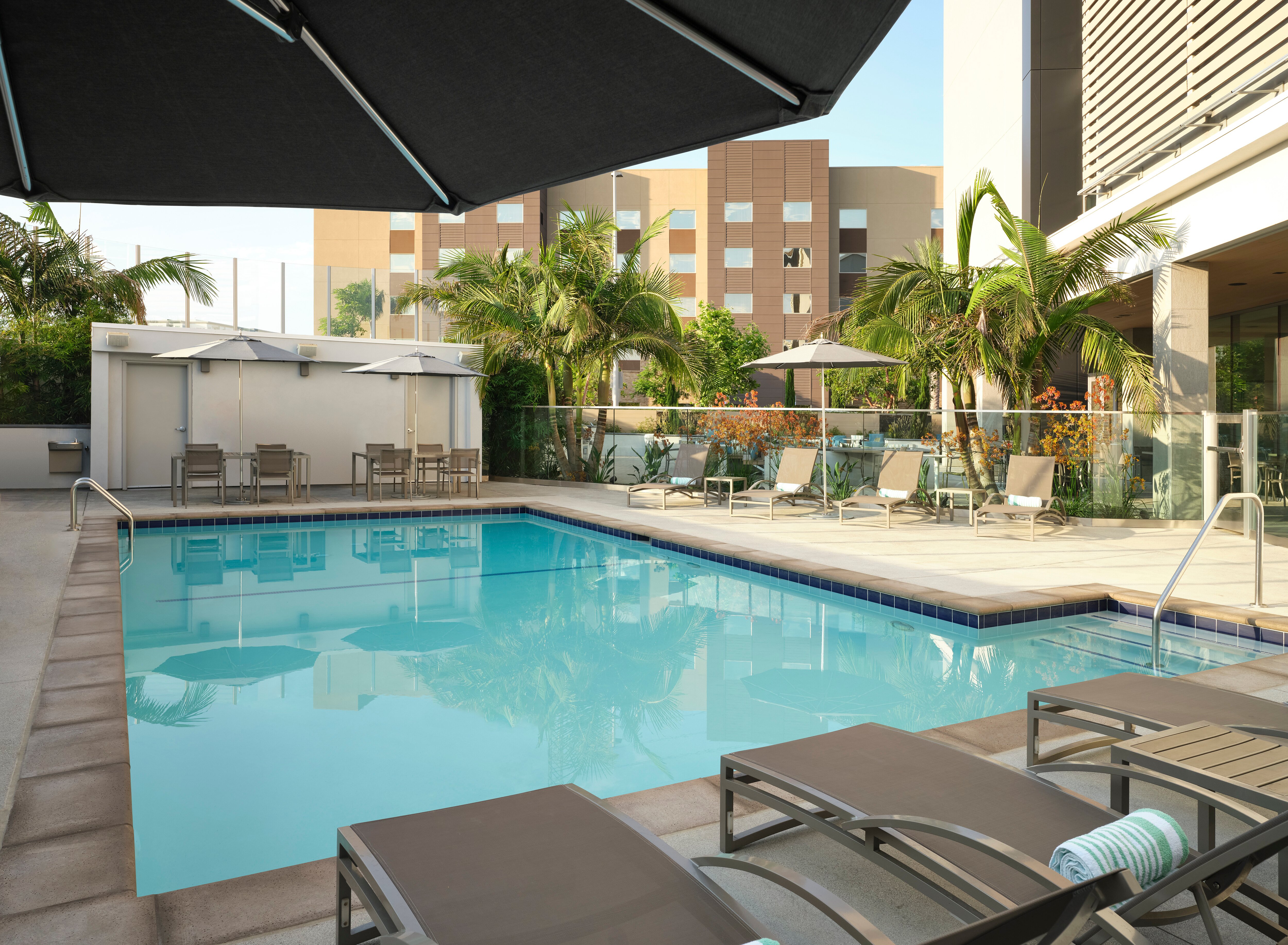 Element Anaheim Resort Convention Center Pool Pictures Reviews   Element Anaheim Resort 