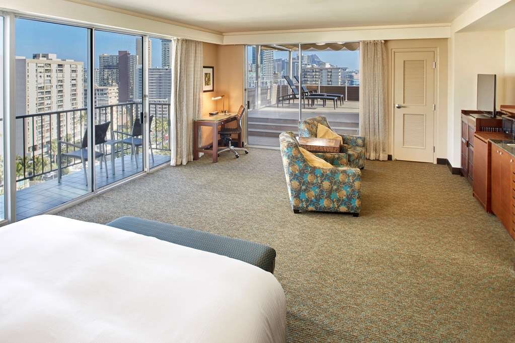 Hotel photo 33 of DoubleTree by Hilton Hotel Alana - Waikiki Beach.