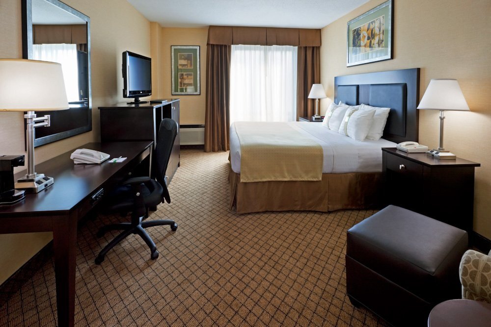 Hotel photo 24 of Holiday Inn Hasbrouck Heights-Meadowlands, an IHG hotel.
