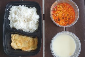 用餐 