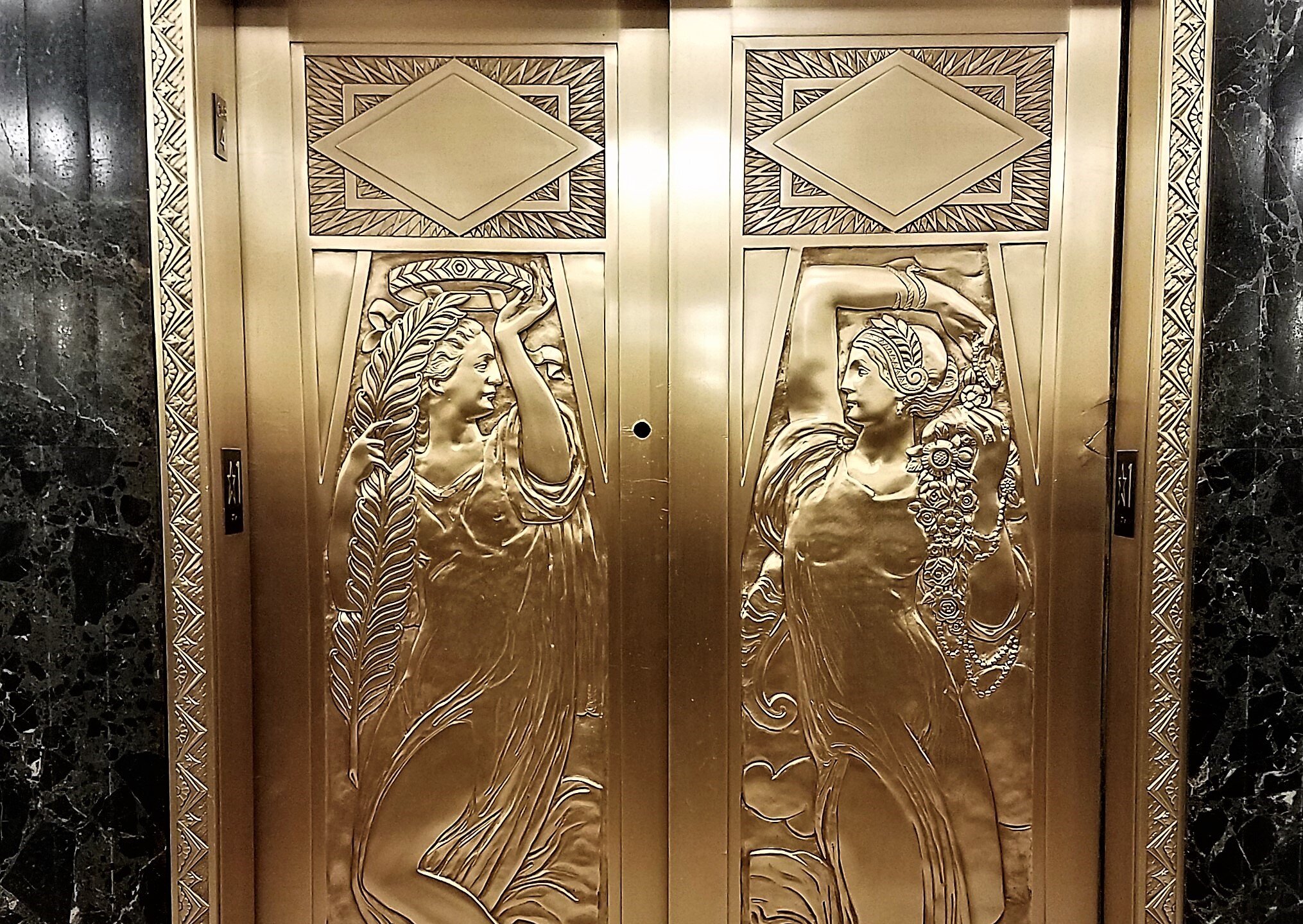 One North Lasalle Street All You Need To Know BEFORE You Go 2024   Elevator Doors At One 