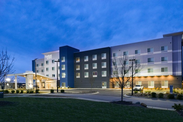 FAIRFIELD INN AND SUITES CHARLOTTE UNIVERSITY RESEARCH PARK $139 ...