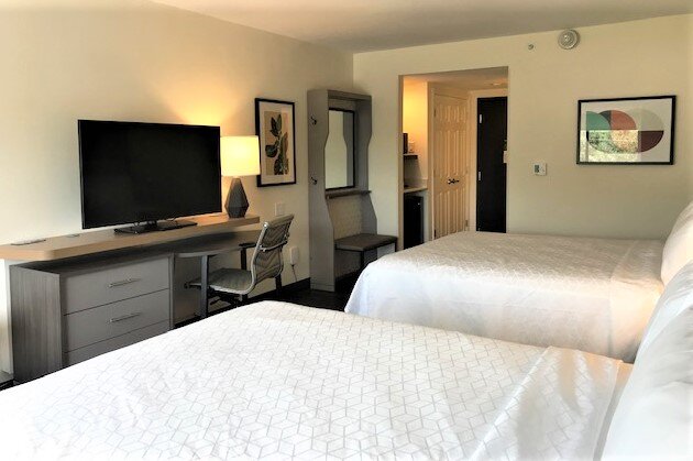 Hotel photo 5 of Holiday Inn Tampa North.