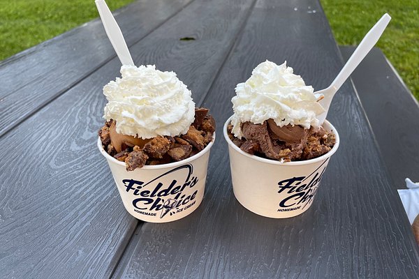14 Shops That Serve The Best Ice Cream In Maine