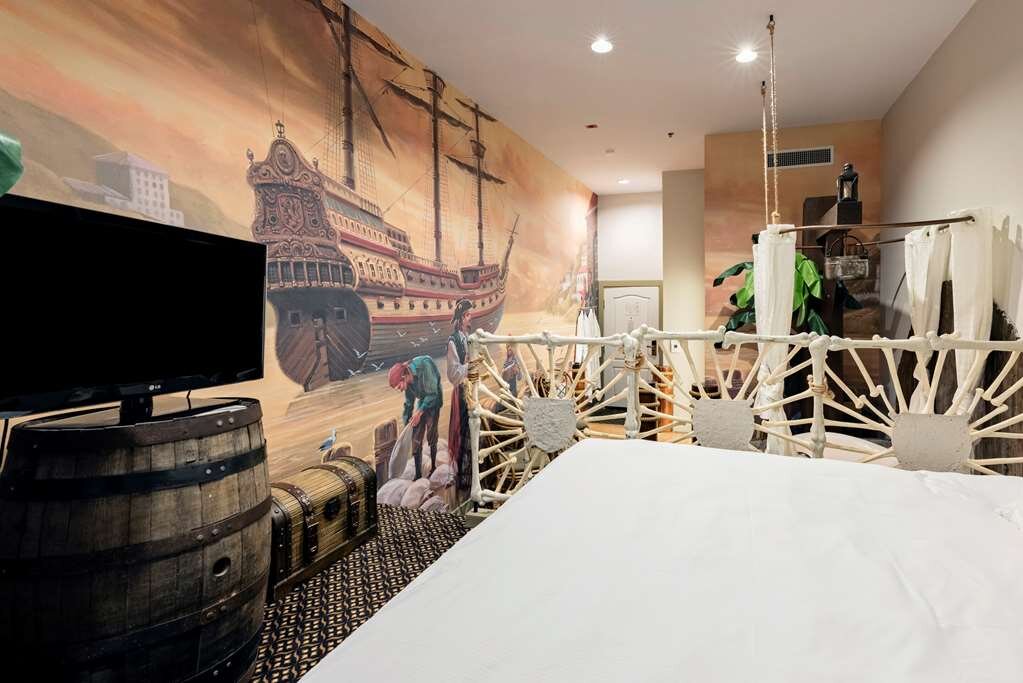 Hotel photo 68 of Chateau Avalon, Ascend Hotel Collection.