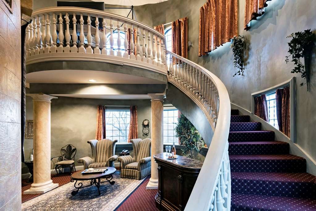 Hotel photo 19 of Chateau Avalon, Ascend Hotel Collection.