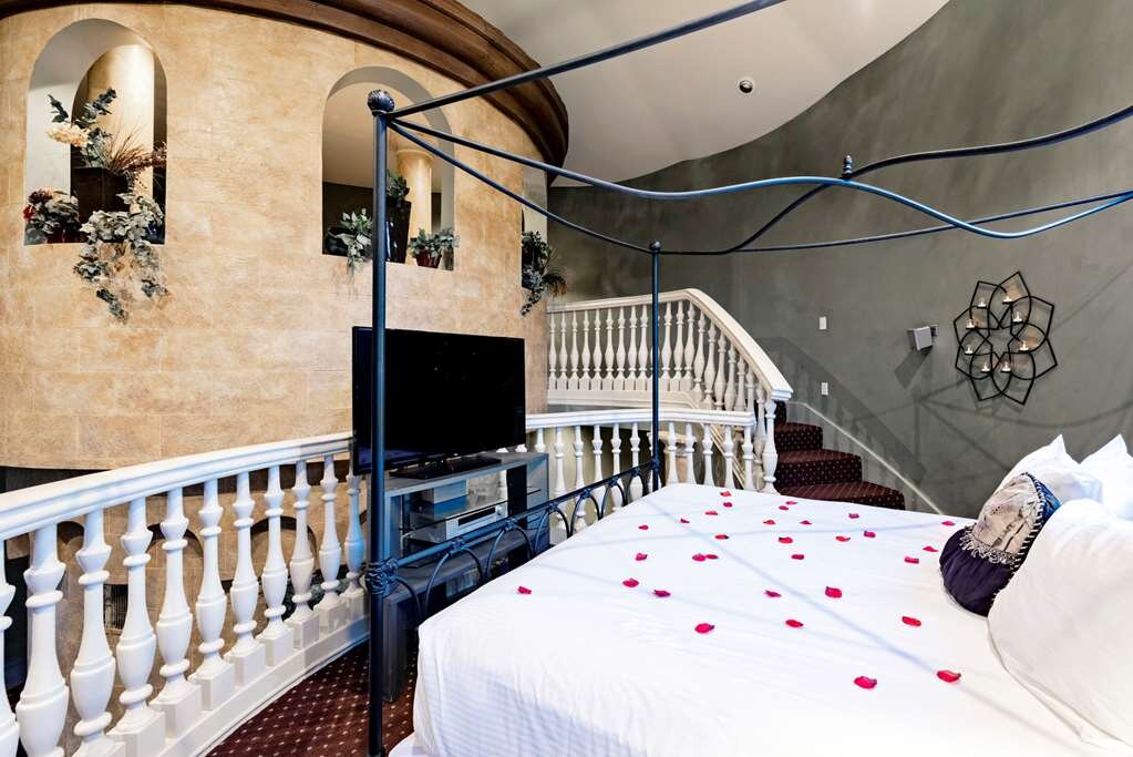 Hotel photo 58 of Chateau Avalon, Ascend Hotel Collection.