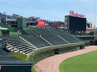Awesome visit to Wrigley Field! 👉 Great to see all the changes & updates!  🙌 The stadium looks awesome ! 🙌 Can't wait to make a game…