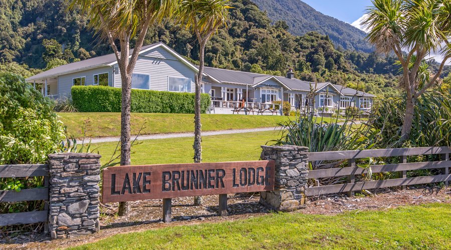 Lake Brunner Lodge