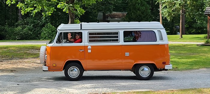 Adopted by Neighbors, a VW Camper Spreads Happiness - The New York Times