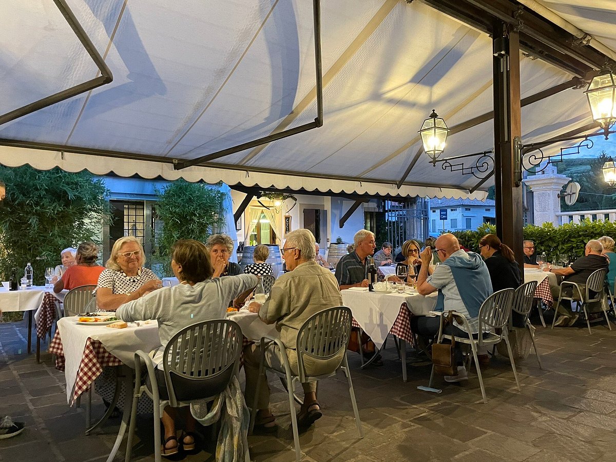 PIZZERIA RISTORANTE LUI E LEI, San Martino Buon Albergo - Restaurant  Reviews, Photos & Phone Number - Tripadvisor