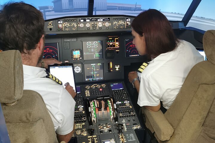 New Airbus A320 flight simulator experience takes off in Toronto