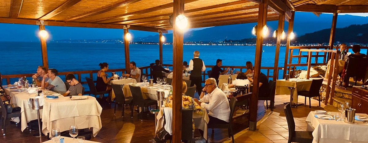 RISTORANTE LE GRAND BLEU BY “UNA CUCINA”, Taormina - Menu, Prices ...