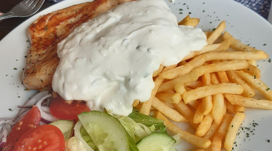 Lunchmaträtt på Pizzeria Capri.