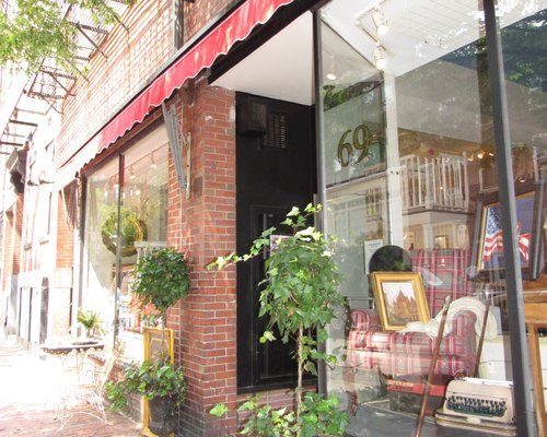 Beacon Hill's Best Shopping: Shopping in Boston