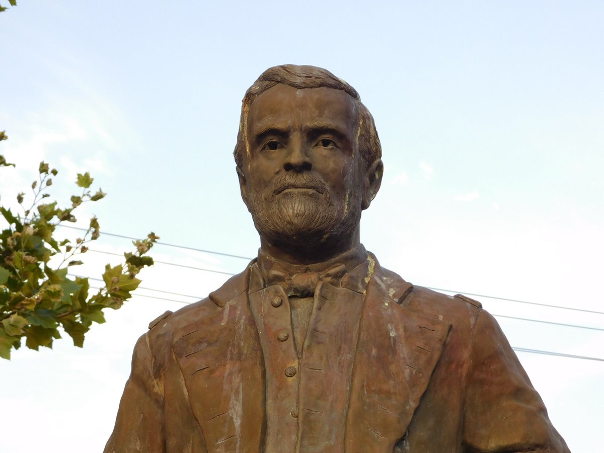 U.S. Grant Statue At Ohio Veteran's Home (Georgetown) - All You Need to ...