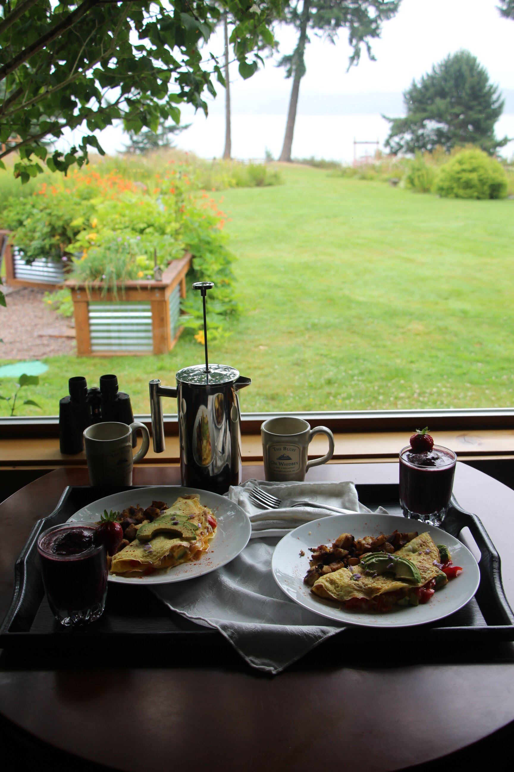 THE BLUFF ON WHIDBEY BED & BREAKFAST (Oak Harbor, WA): Opiniones Y Precios