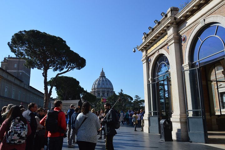 2024 BEST OF VATICAN MUSEUMS - Small Group Tour