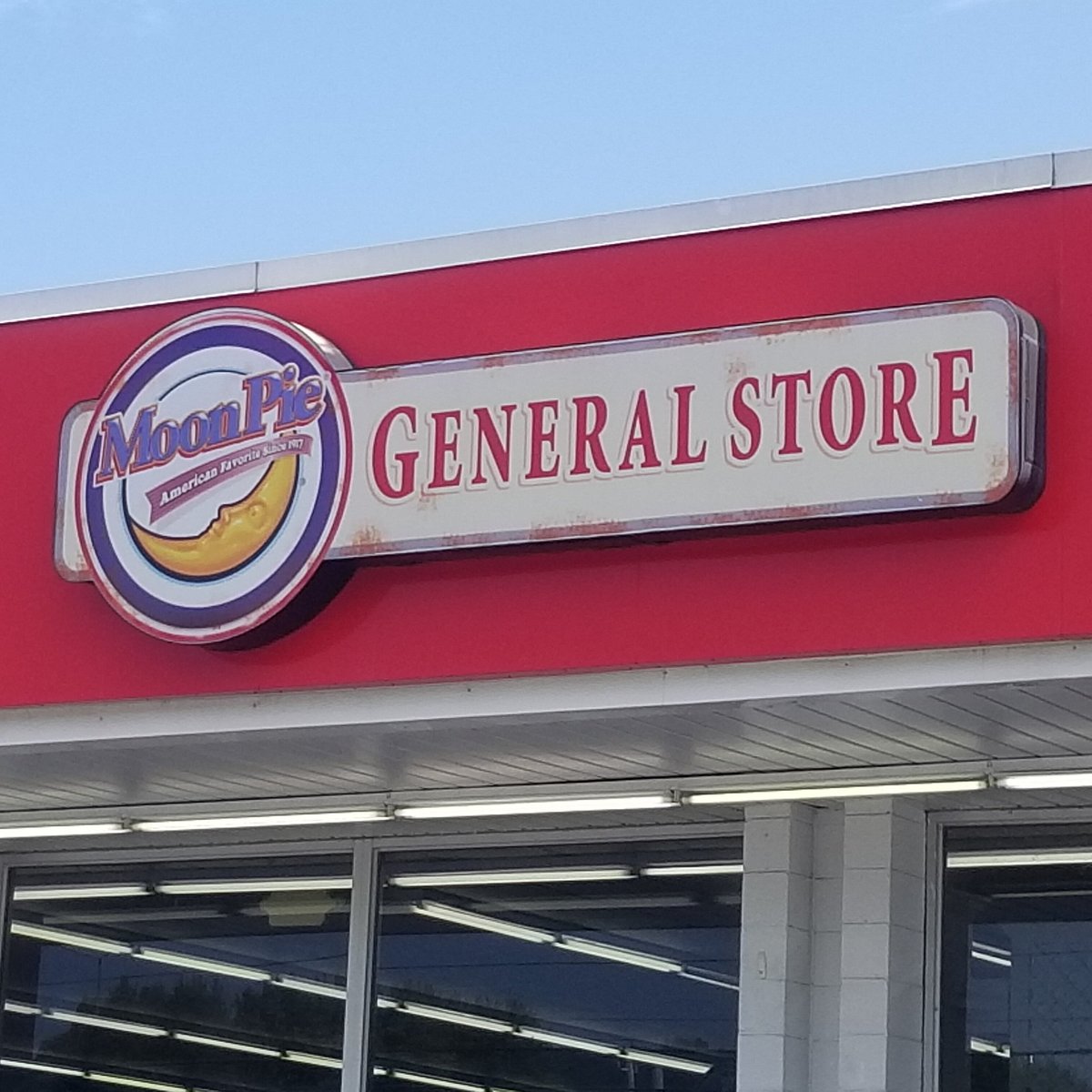 Moon Pie General Store (Pigeon Forge) - All You Need to Know BEFORE You Go