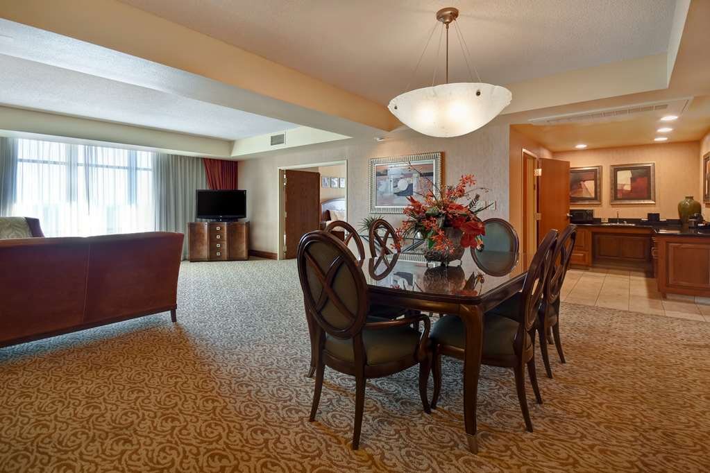 Hotel photo 8 of Embassy Suites by Hilton Hot Springs Hotel & Spa.
