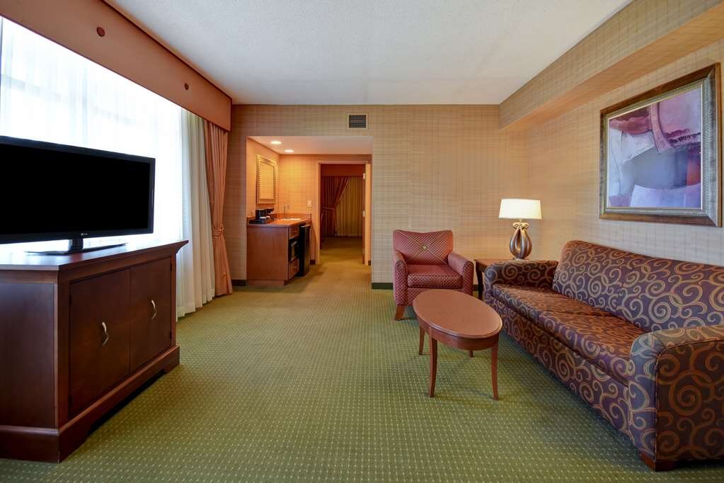 Hotel photo 62 of Embassy Suites by Hilton Hot Springs Hotel & Spa.