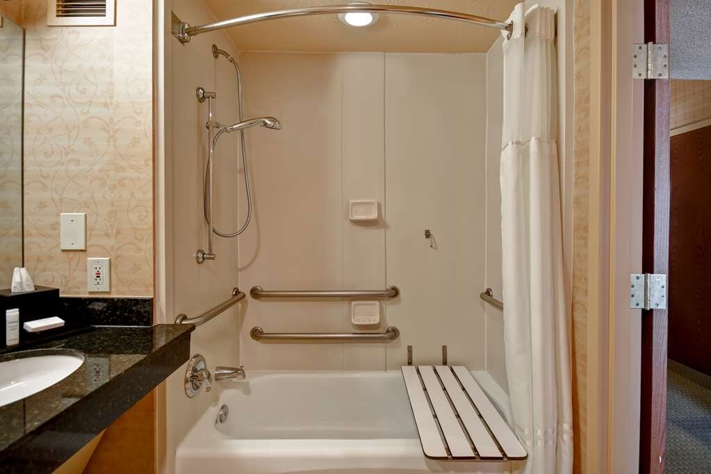 Hotel photo 43 of Embassy Suites by Hilton Hot Springs Hotel & Spa.
