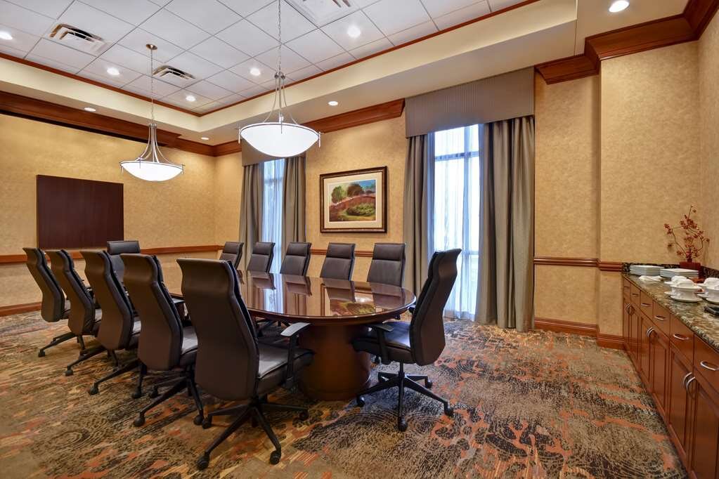Hotel photo 25 of Embassy Suites by Hilton Hot Springs Hotel & Spa.
