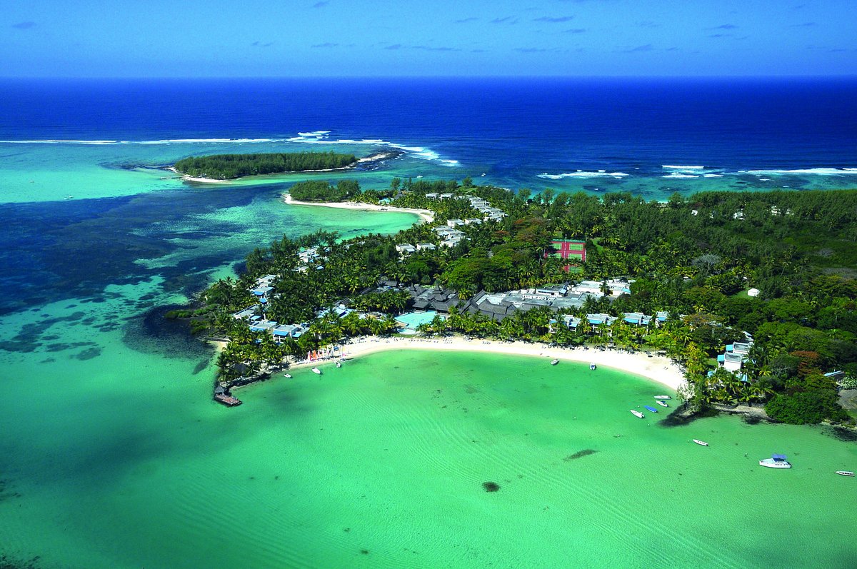 位于毛里求斯的巨浪桑德拉尼度假及水疗酒店