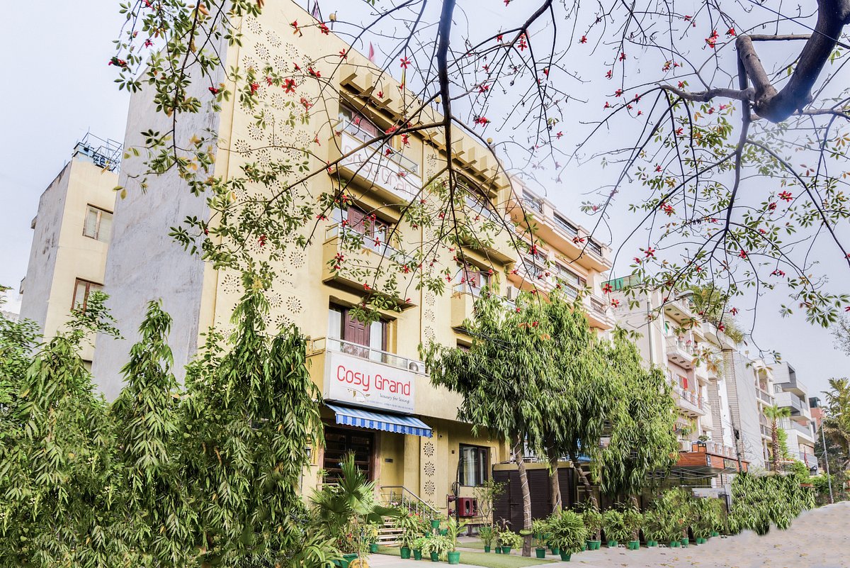 Hotel Cosy Grand, hotell i New Delhi