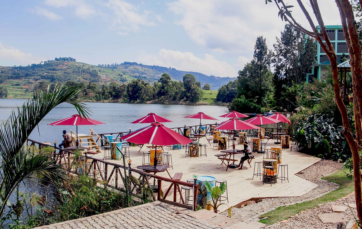 bunyonyi safaris resort kabale