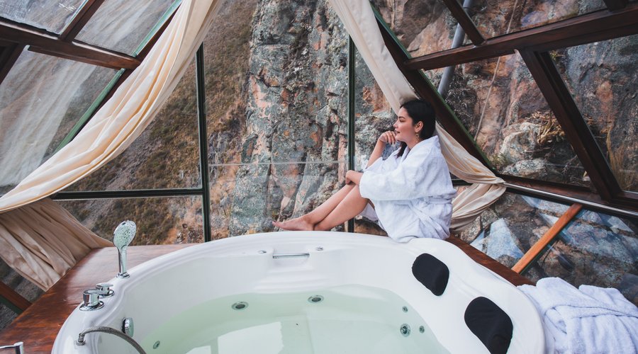 jacuzzi