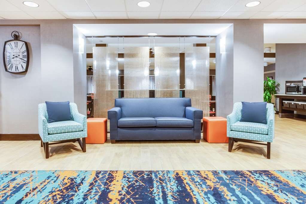Hotel photo 27 of Hampton Inn Orlando International Drive / Convention Center.