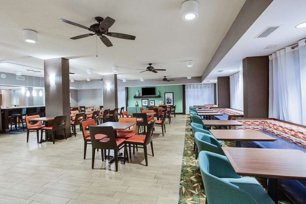Hotel photo 5 of Hampton Inn Orlando International Drive / Convention Center.