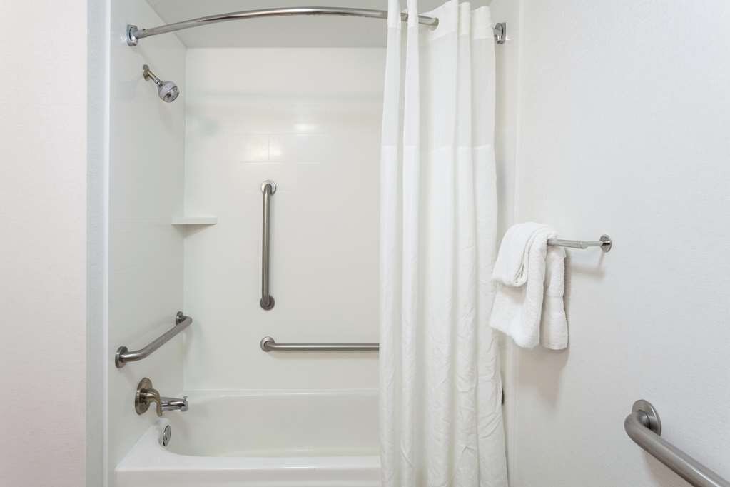 Hotel photo 1 of Hampton Inn Orlando International Drive / Convention Center.