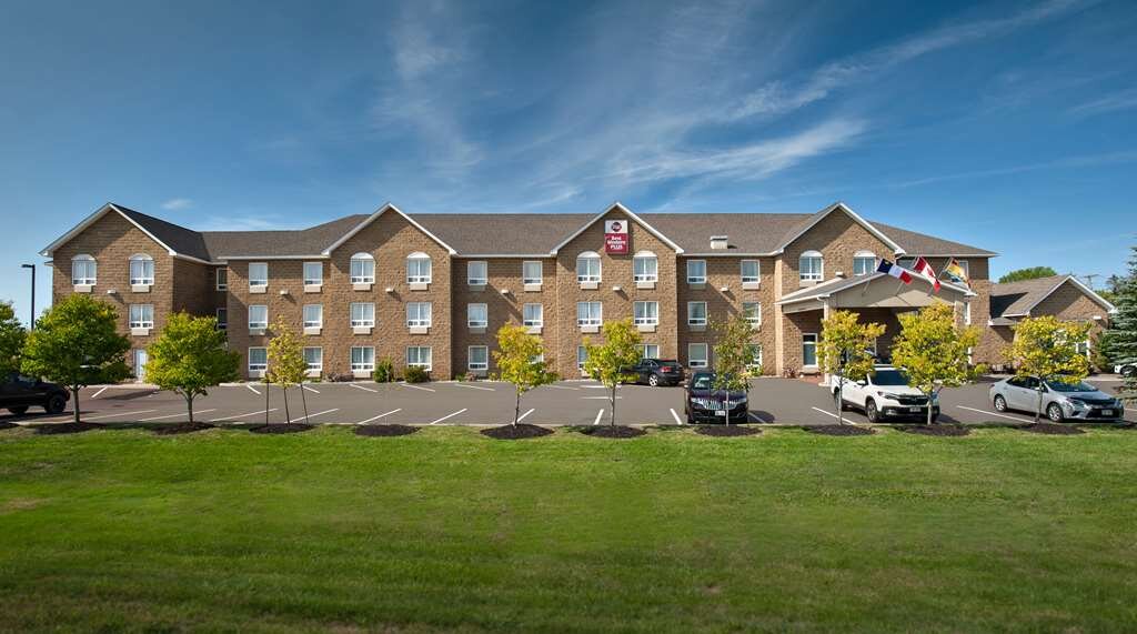 BEST WESTERN PLUS MONCTON (New Brunswick) - Hotel Reviews, Photos, Rate ...