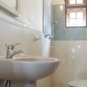 Private and Deluxe rooms Shared bathroom