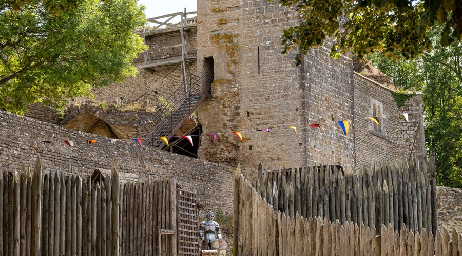 L'entrée de la Forteresse accès à la première basse courjeux