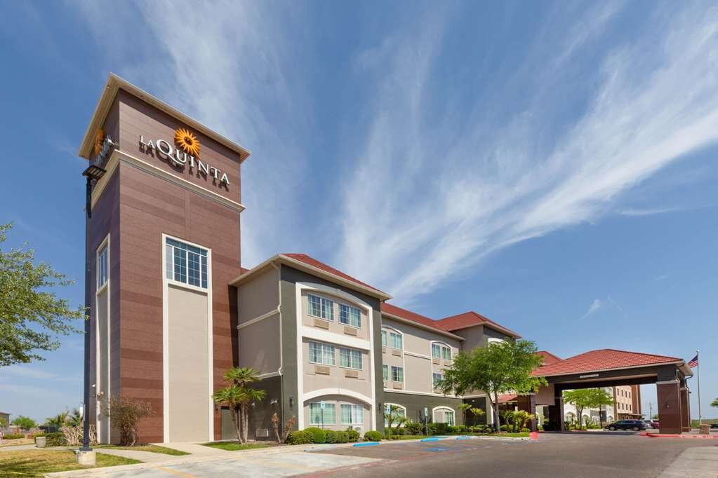 Hotel photo 46 of La Quinta Inn & Suites by Wyndham Laredo Airport.