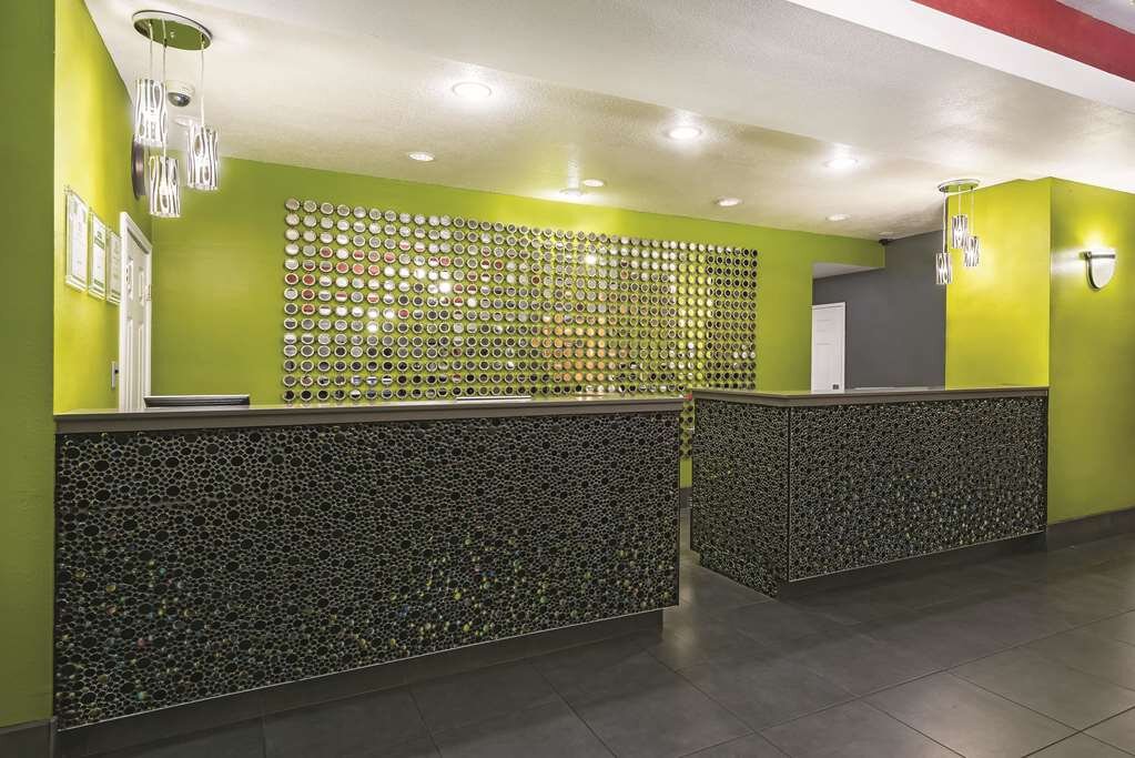 Hotel photo 25 of La Quinta Inn & Suites by Wyndham Laredo Airport.
