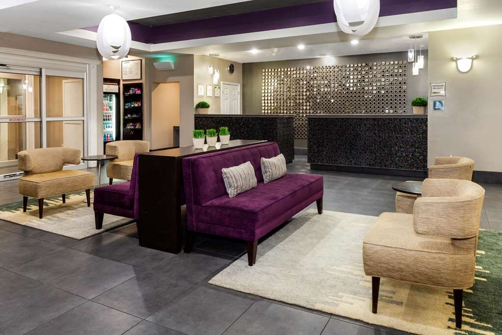 Hotel photo 45 of La Quinta Inn & Suites by Wyndham Laredo Airport.
