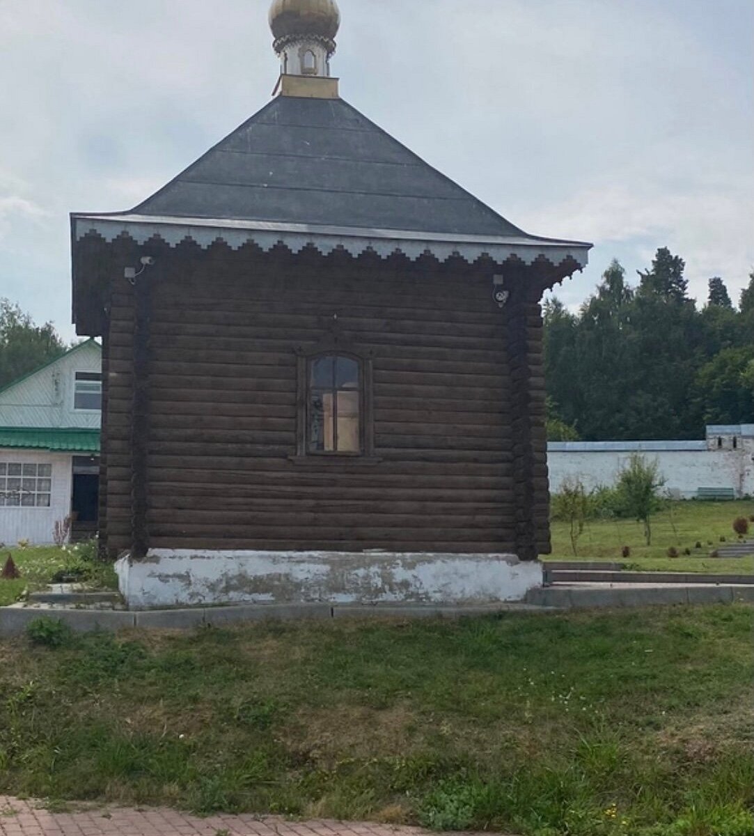 Памятник часовня Троицкой церкви