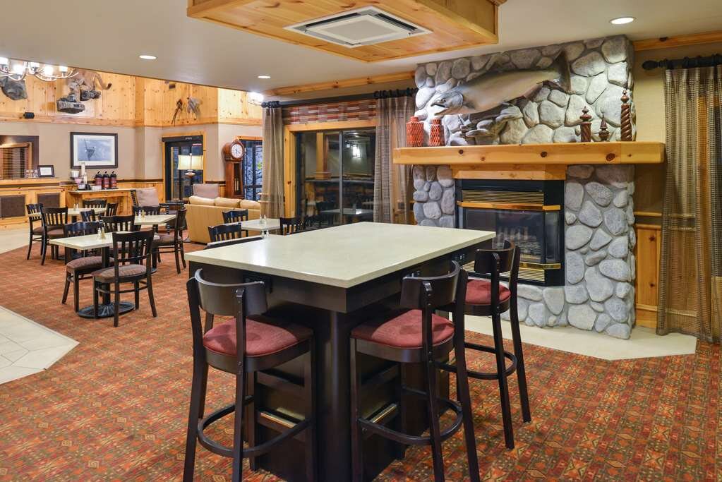 Hotel photo 54 of Best Western Plus Olympic Inn.