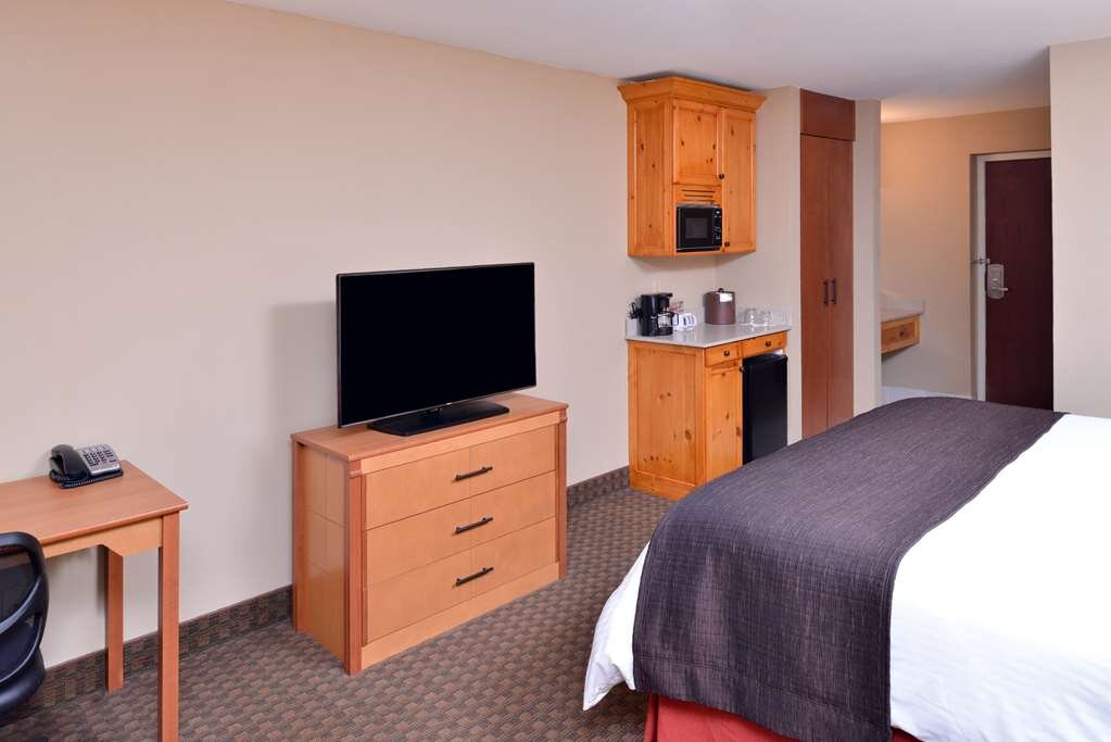 Hotel photo 11 of Best Western Plus Olympic Inn.