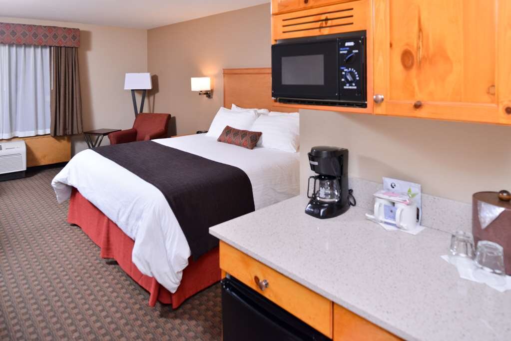 Hotel photo 24 of Best Western Plus Olympic Inn.