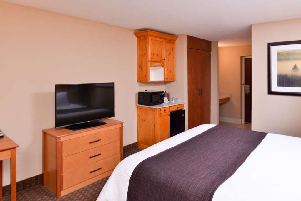 Hotel photo 49 of Best Western Plus Olympic Inn.