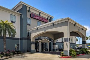 Comfort Suites Sulphur - Lake Charles in Sulphur, image may contain: Hotel, Building, Inn, Hospital