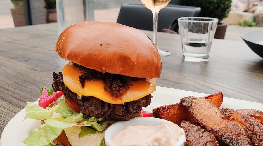 Biffo's big burger
