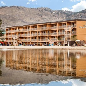Coast Osoyoos Beach Exterior