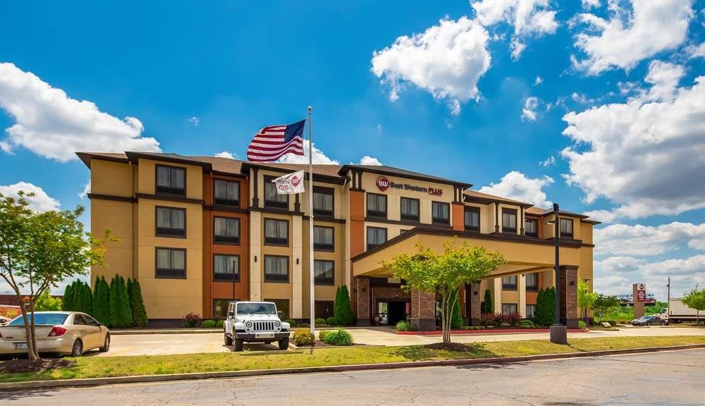 BEST WESTERN PLUS TUPELO INN & SUITES - Updated 2022 (MS)